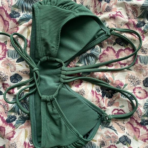 Green swimsuit top - Picture 2 of 2